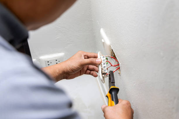 Best Circuit Breaker Repair  in Bristol, IN